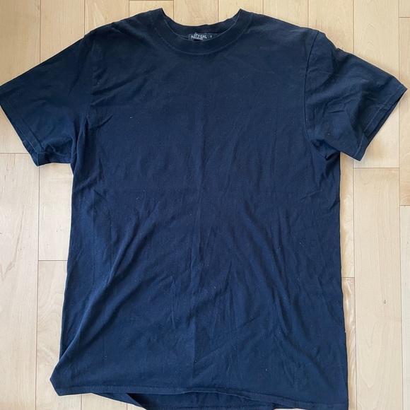 NASTY GAL GRAPHIC TEE - Picture 2 of 2